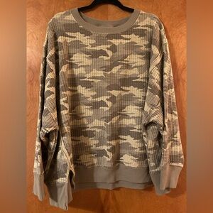 Women’s Camo Waffle-Knit Crewneck Shirt - Olive/Tan American Eagle Large